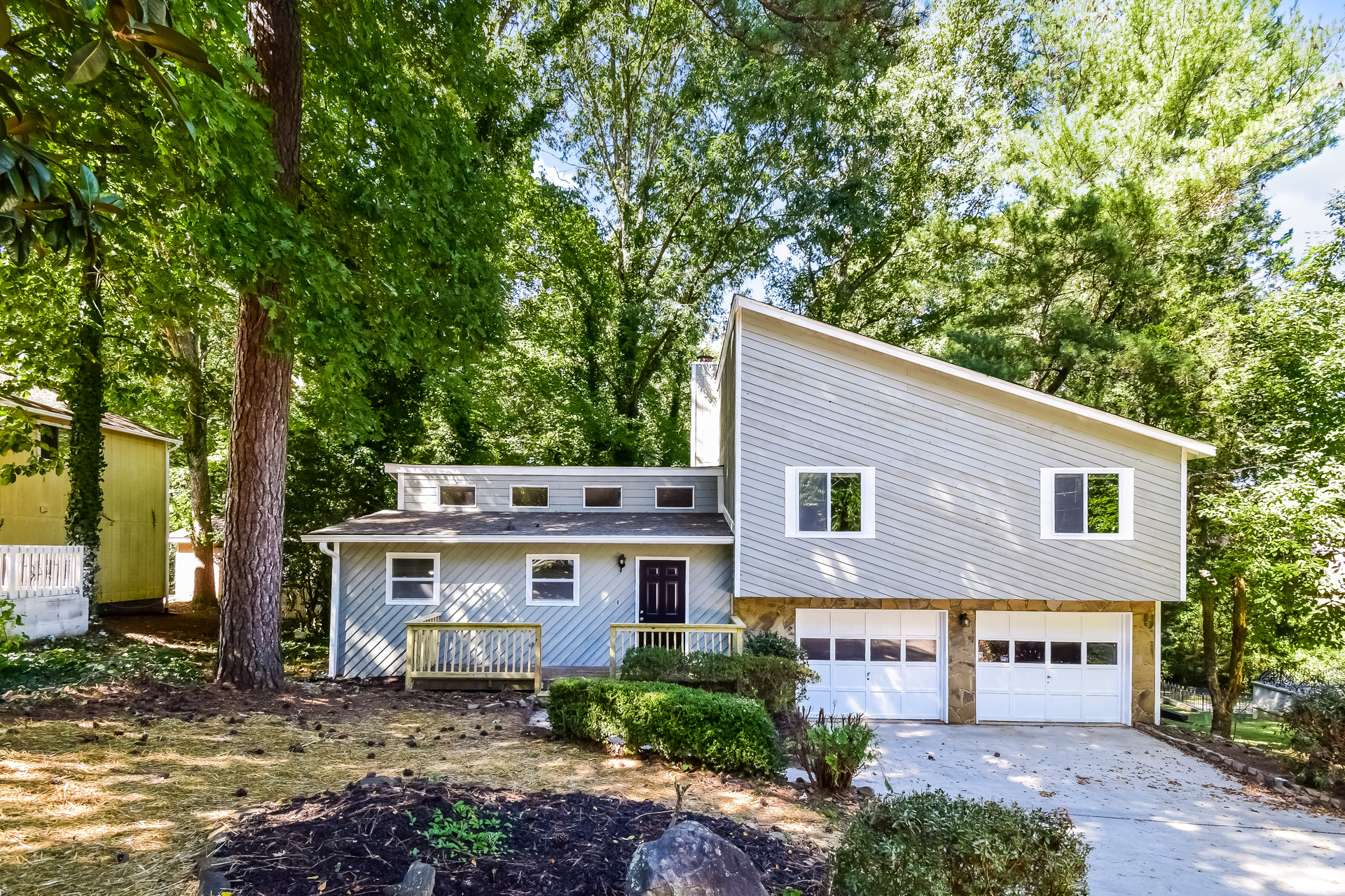 6855 Red Maple Dr Rex, GA 30273