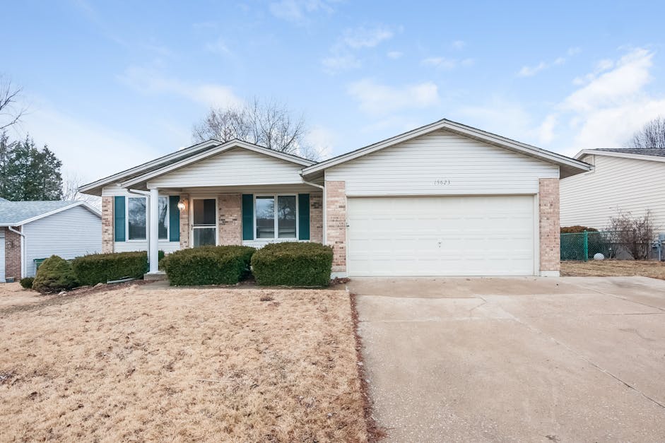 15623 92nd Ave, Florissant, MO 63034 Home for Rent 3 Beds, 2 Baths Main Street Renewal