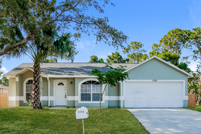 1722 ELMHURST CIR S E PALM BAY, FL 32909