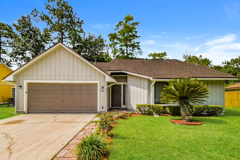 7848 Hunters Lake Circle S Jacksonville, FL 32210