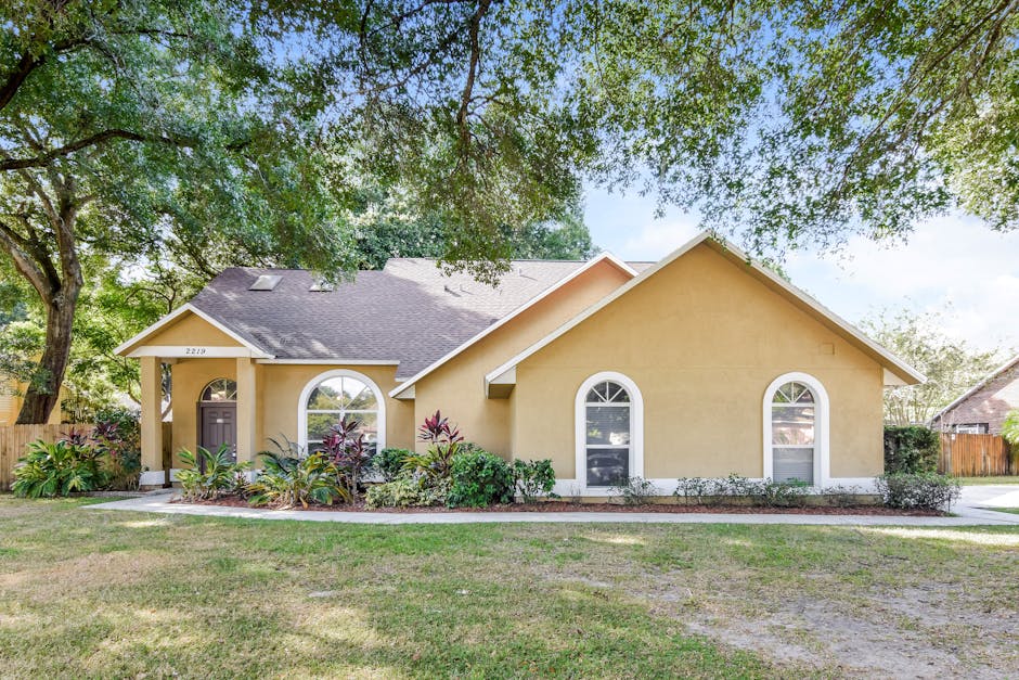 2219 Glen Mist Dr, Valrico, FL 33594 Home for Rent 4 Beds, 2.5