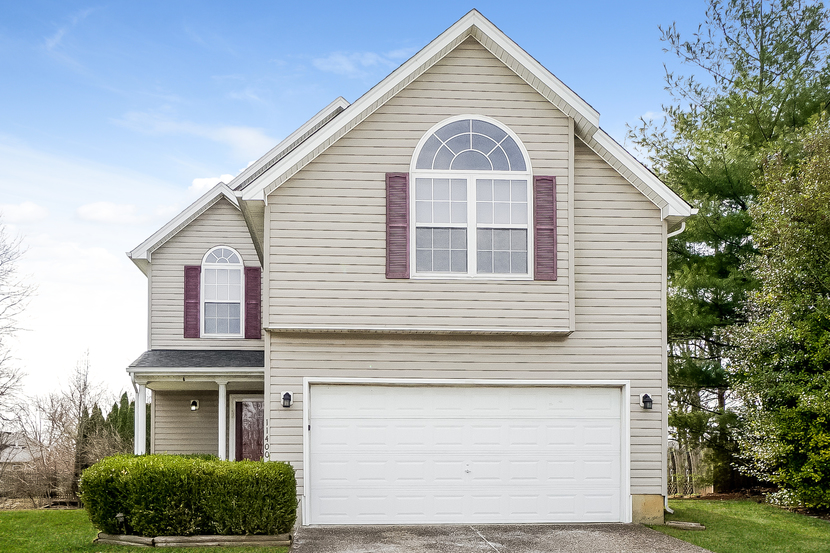 11400 Catalpa View Ct Louisville, KY 40299