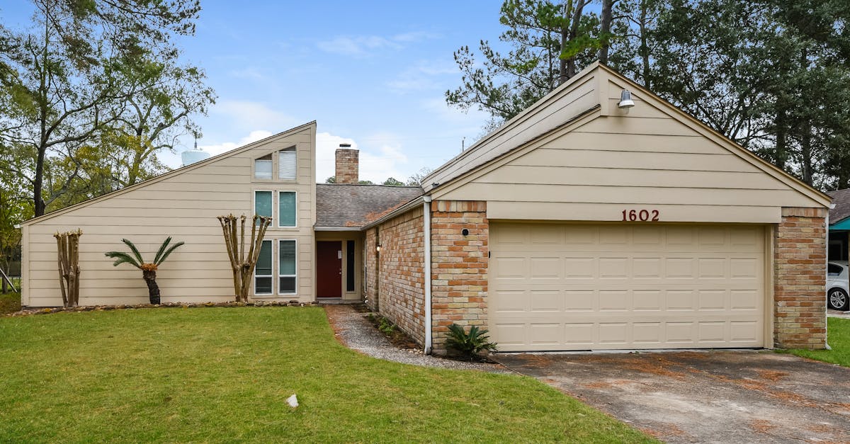 1602 Chestnut Ridge Rd, Houston, TX 77339 - Home for Rent - 4 Beds, 2 ...