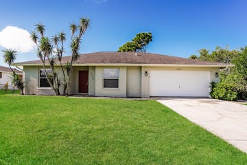 8434 BLACKBERRY RD FORT MYERS, FL 33967