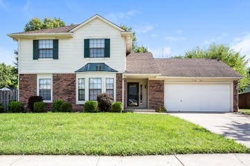 7461 Cobblestone West Dr Indianapolis, IN 46236