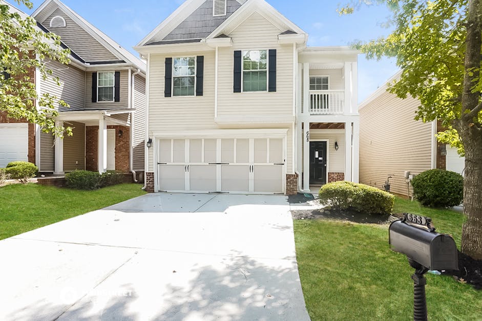 668 Shadow Lake Drive, Lithonia, GA 30058 Home for Rent 3 Beds, 2.1