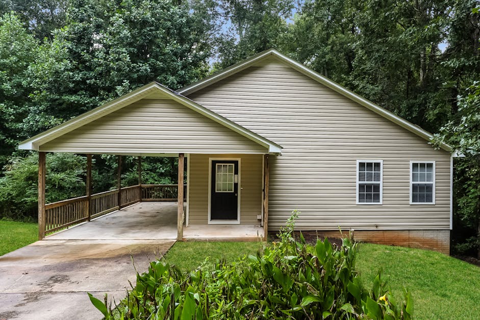 32 Sunnyland Drive, Newnan, GA 30265 Home for Rent 3 Beds, 2 Baths