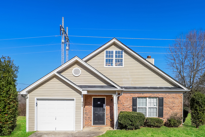 6700 Browns Mill Ferry Dr Lithonia, GA 30038