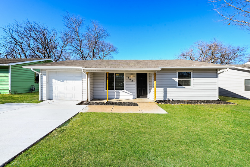 503 Darlene Lane Arlington, TX 76010