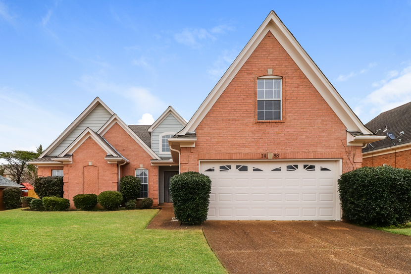 1488 Siskin Dr Cordova, TN 38016