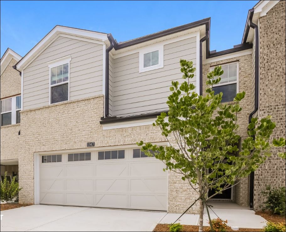 1347 Sunny Lake Drive LAWRENCEVILLE, GA 30043