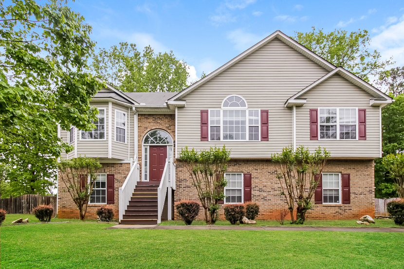 61 S Beckman Ct Dallas, GA 30132