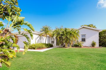 1333 Roosevelt Dr Venice, FL 34293