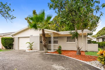 1320 49th St N St Petersburg, FL 33710