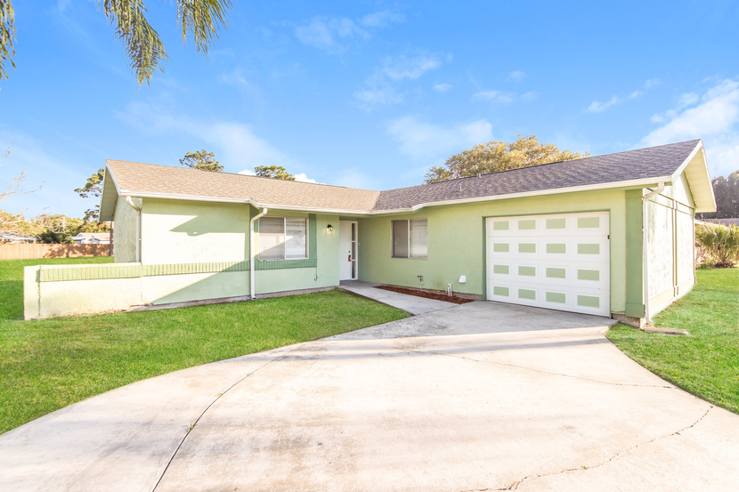 453 RALWOOD LN N E PALM BAY, FL 32907