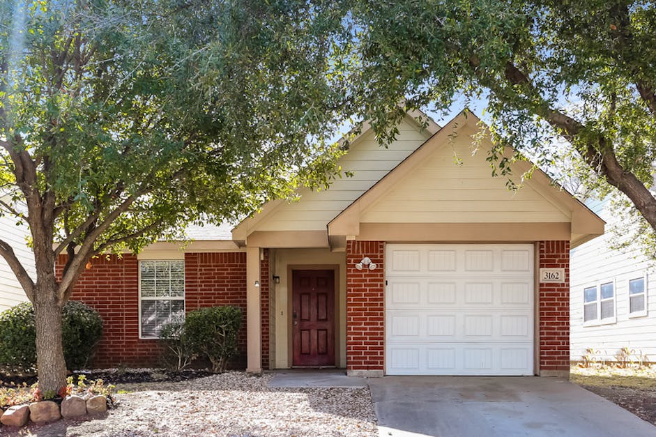 3162 Saint Sophia Dr, Dallas, TX 75233 Home for Rent 4 Beds, 2