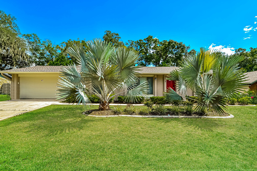 6212 Chinaberry Drive Orlando, FL 32808