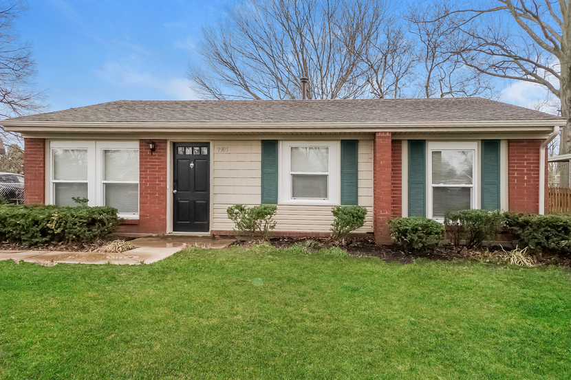 9905 KIDWELLY DR LOUISVILLE, KY 40299