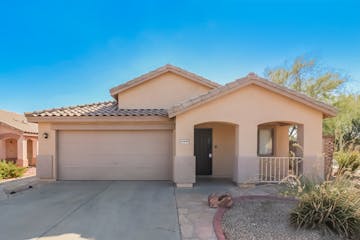 16450 N Naegel Dr Surprise, AZ 85374
