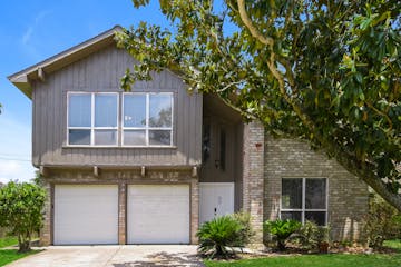 2422 Hilton Head Dr Missouri City, TX 77459