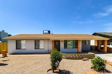 10546 N 73RD DR Peoria, AZ 85345