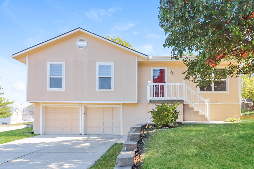 1414 Jay St Pleasant Hill, MO 64080