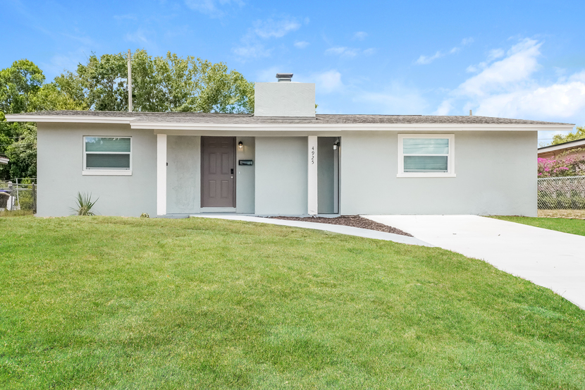 4925 Indialantic Dr Orlando, FL 32808