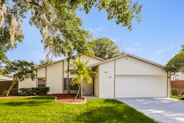 1418 Monte Lake Dr VALRICO, FL 33596