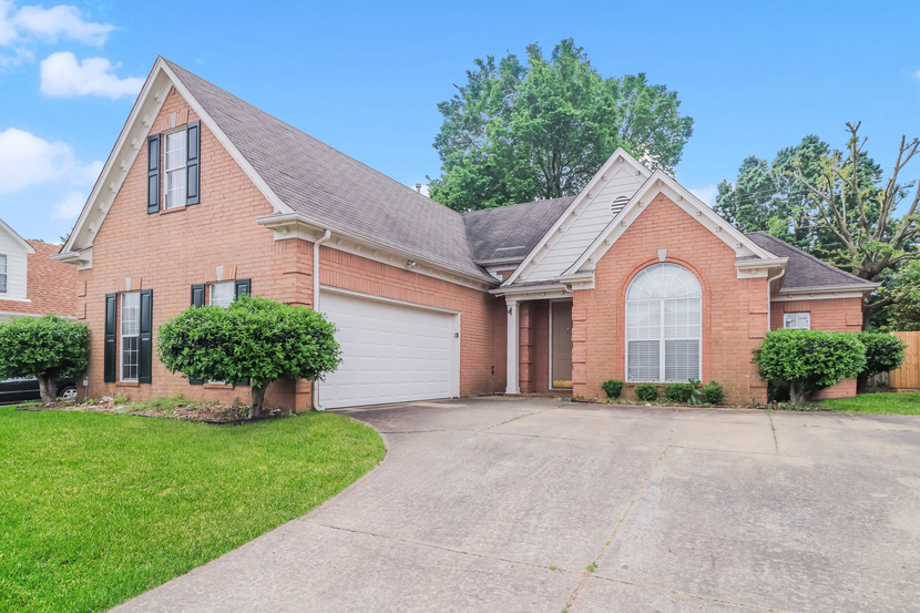 8423 Shady Elm Dr Cordova, TN 38018
