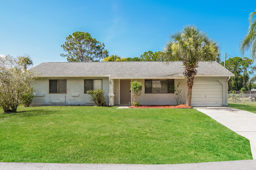 1287 Wadsworth St SE Palm Bay, FL 32909