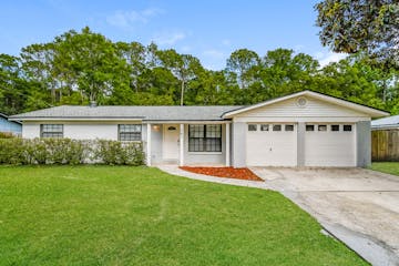 1061 East Grove Park Dr orange park, FL 32073