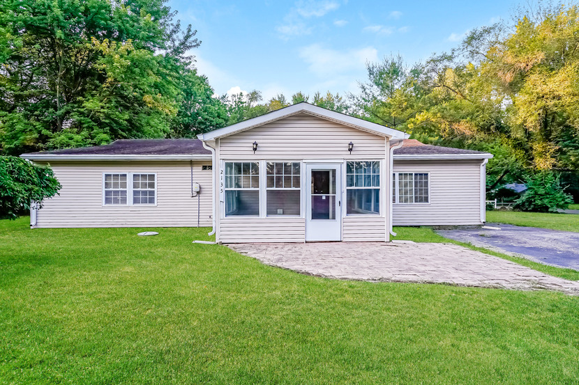 2135 E 75th Street Indianapolis, IN 46240