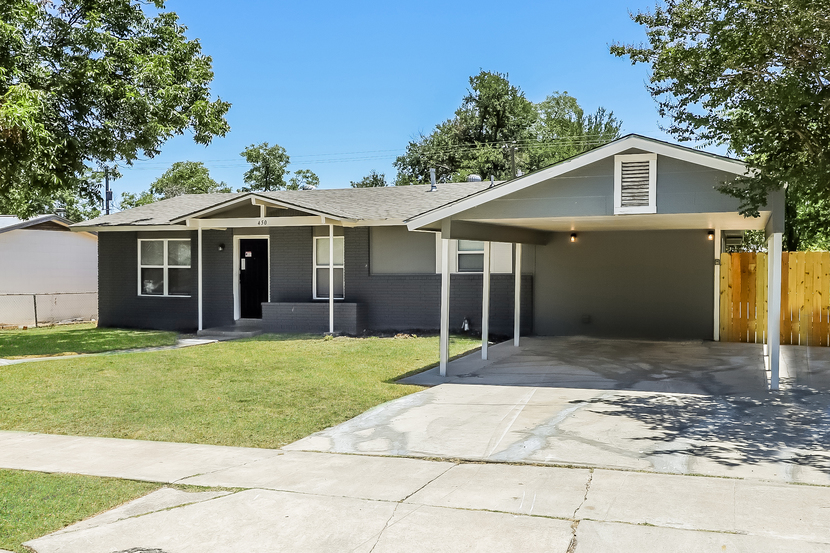 450 Millwood Ln San Antonio, TX 78216