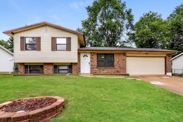 1700 BIRCH ST PACIFIC, MO 63069