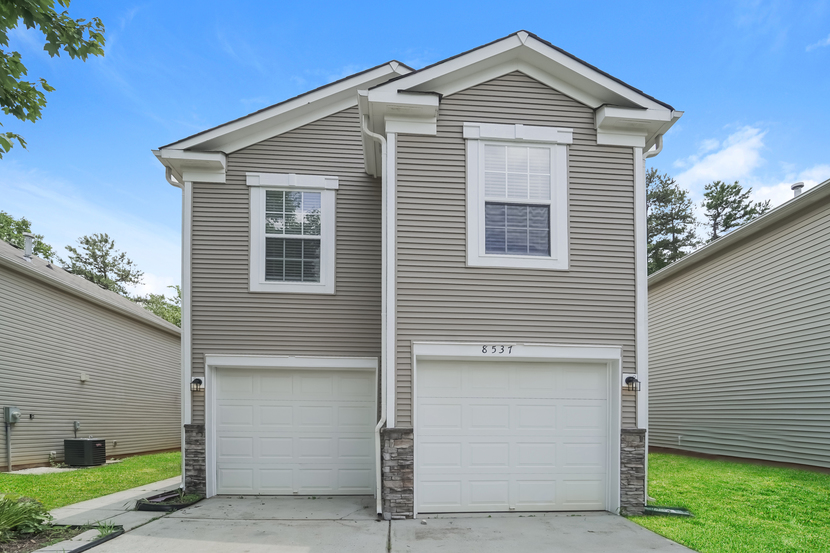 8537 Panglemont Dr Charlotte, NC 28269