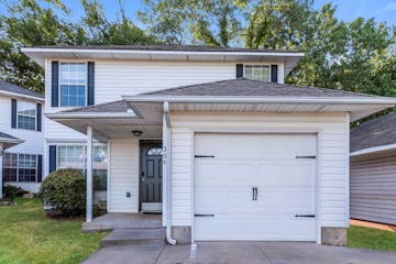 304 Belmont Dr Edmond, OK 73034