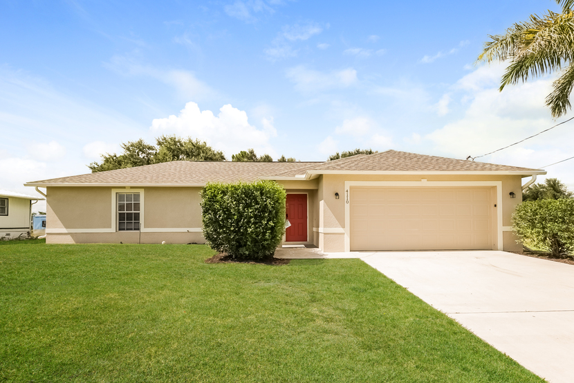 4110 20th ST SW Lehigh Acres, FL 33976