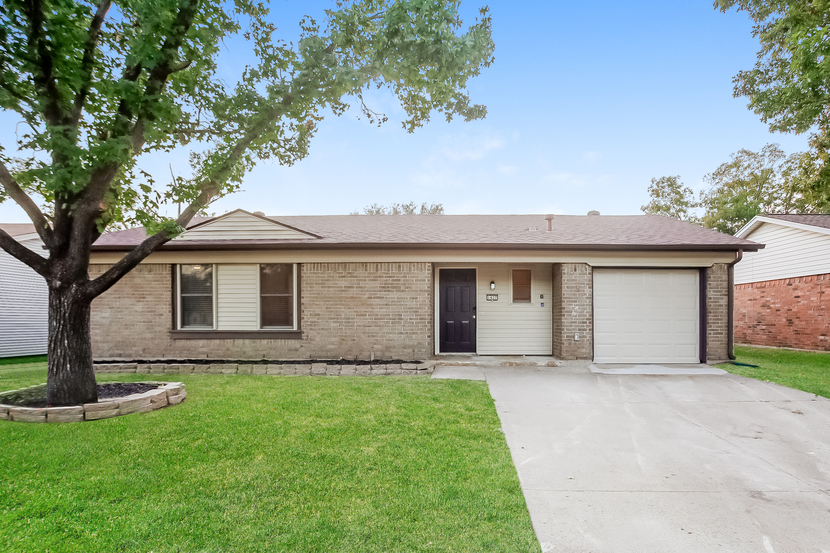 1427 CALADIUM DR MESQUITE, TX 75149